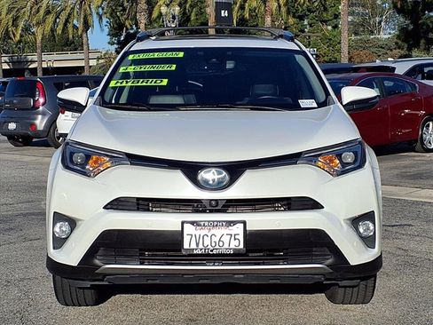 Used 2016 Toyota RAV4 Limited image 8