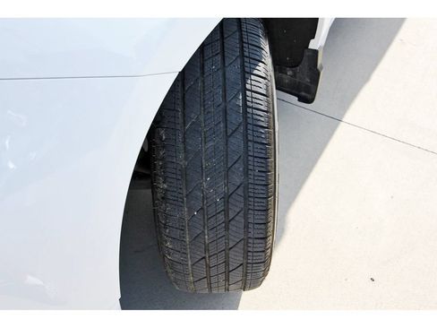 Used 2023 Chevrolet Silverado 1500 Custom RWD image 25