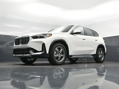 New 2026 BMW X1 xDrive28i w/ Technology Package AWD/4WD image 38