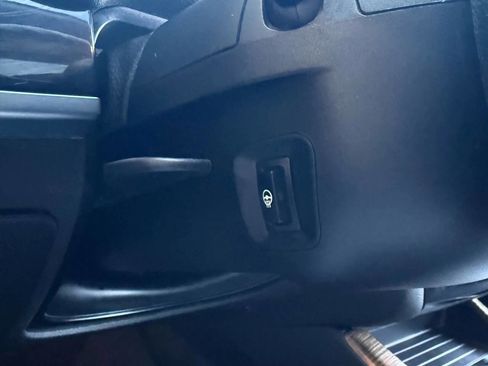 Used 2017 BMW X3 xDrive28i image 25