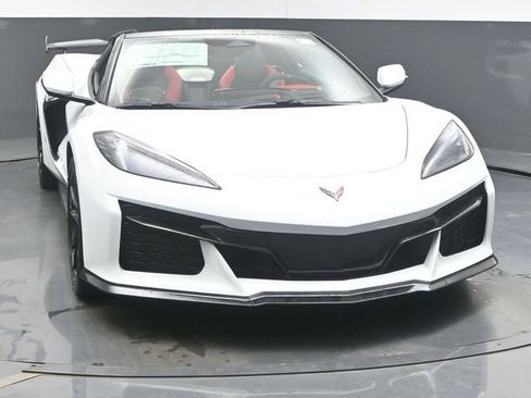 New 2027 Chevrolet Corvette Grand Sport RWD image 33