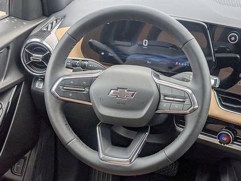 New 2026 Chevrolet Equinox ACTIV image 16