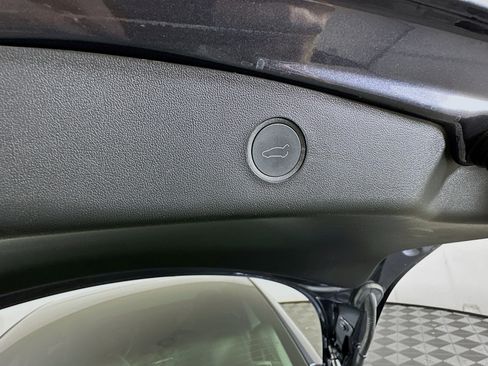 Used 2023 Tesla Model 3 Standard Range image 28