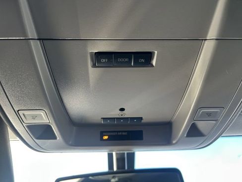 Used 2016 GMC Sierra 1500 SLT w/ SLT Premium Package image 26