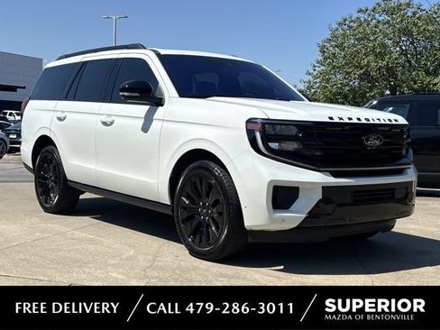 Used 2025 Ford Expedition Platinum w/ Stealth Appearance Package AWD/4WD image 1