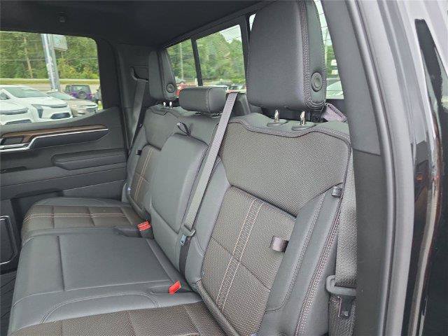 Used 2026 Chevrolet Silverado 1500 High Country w/ High Country Premium Package AWD/4WD image 14