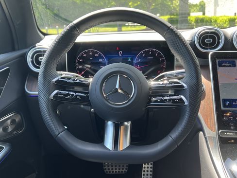 Certified 2025 Mercedes-Benz GLC 300 4MATIC image 18