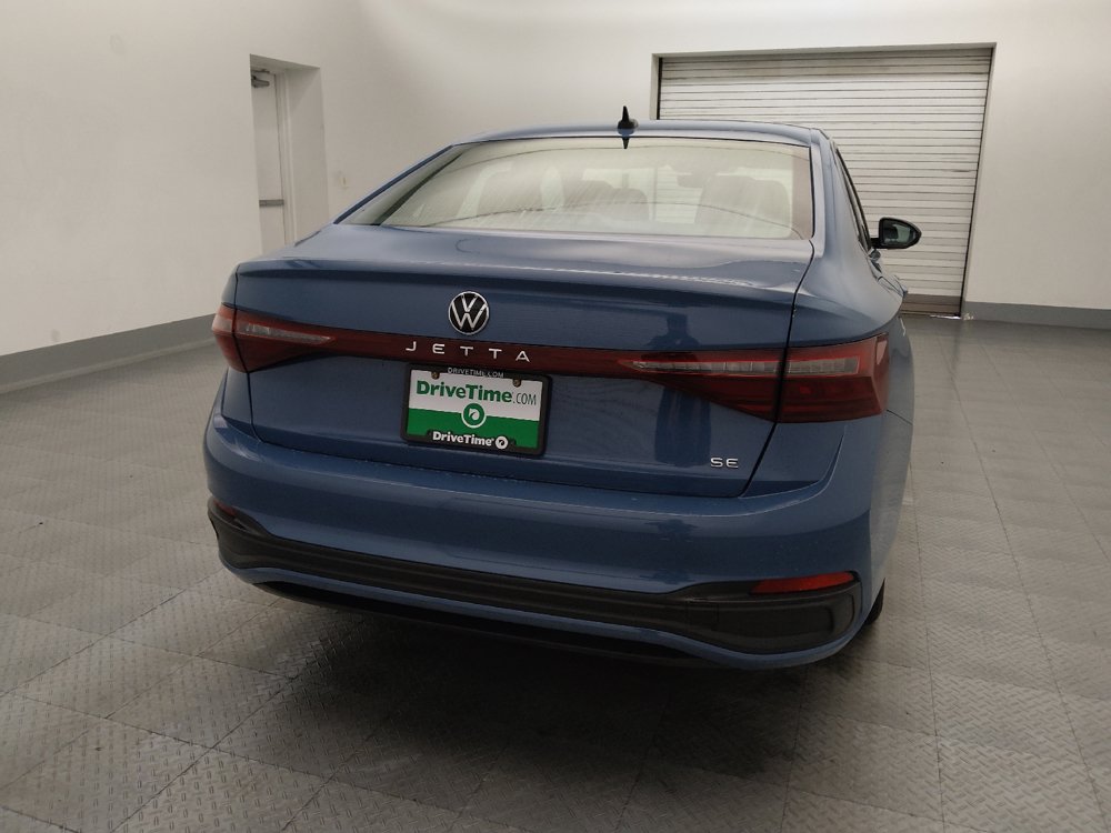 Used 2025 Volkswagen Jetta SE FWD image 7