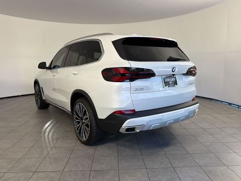 New 2026 BMW X5 xDrive40i w/ Climate Comfort Package AWD/4WD image 3