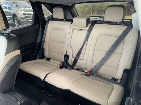 Used 2022 Ford Escape SEL w/ Class II Trailer Tow Package image 24