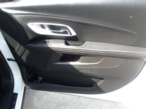 Used 2013 Chevrolet Equinox LT w/ Driver Convenience Package FWD image 9
