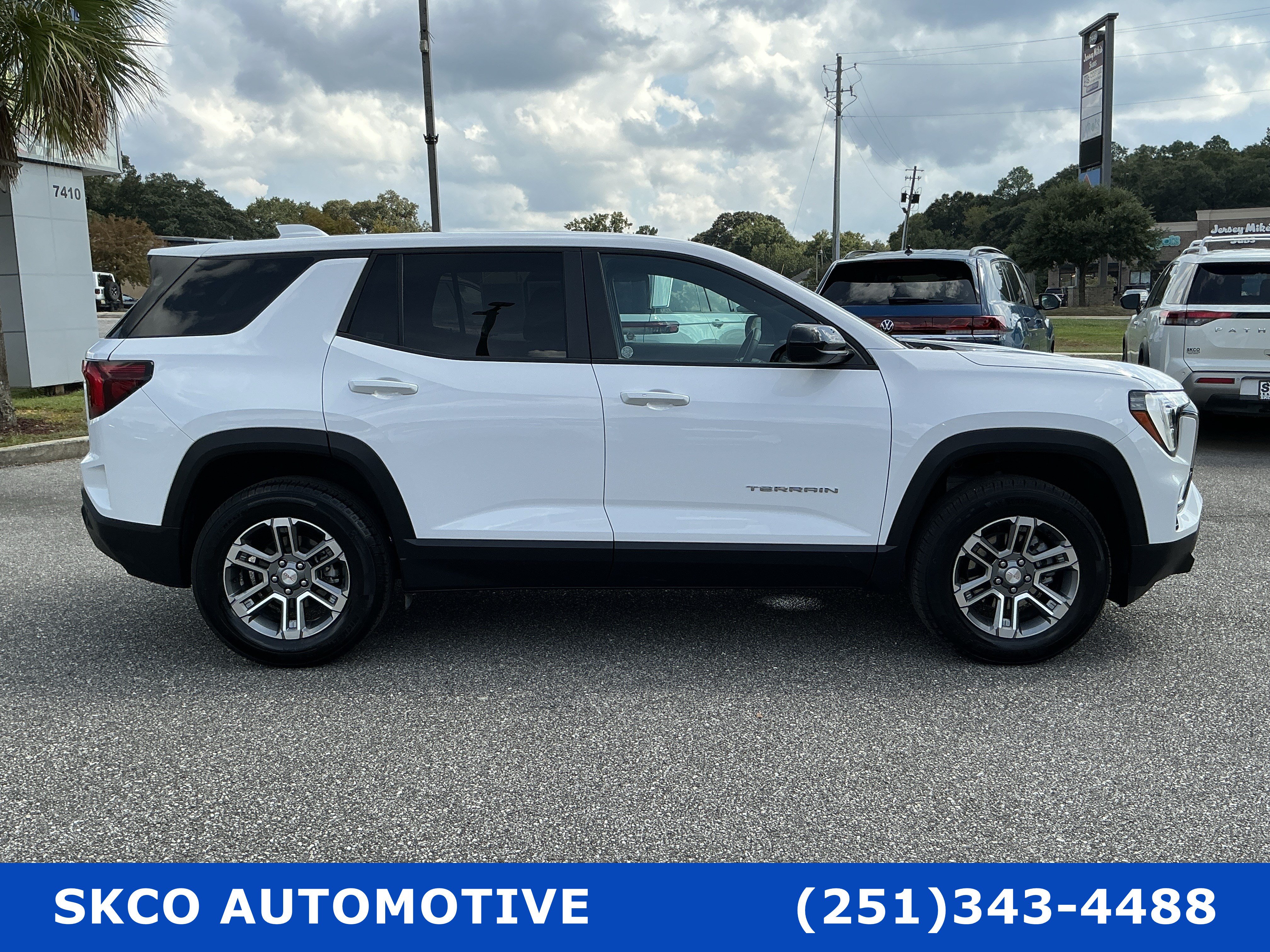 Used 2026 GMC Terrain Elevation FWD image 6
