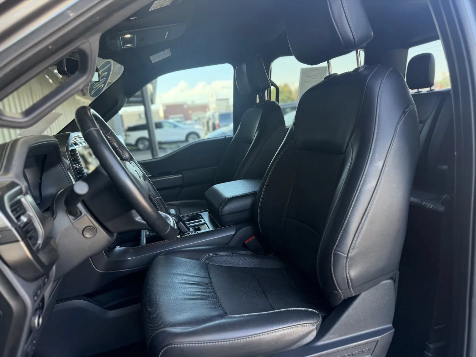 Used 2024 Ford F150 Lariat w/ Bed Utility Package AWD/4WD image 15