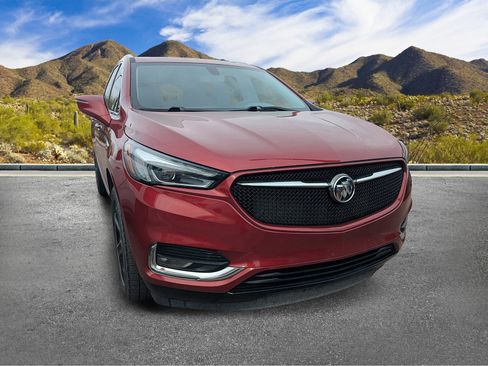 Used 2020 Buick Enclave Essence w/ Sport Touring Edition image 3