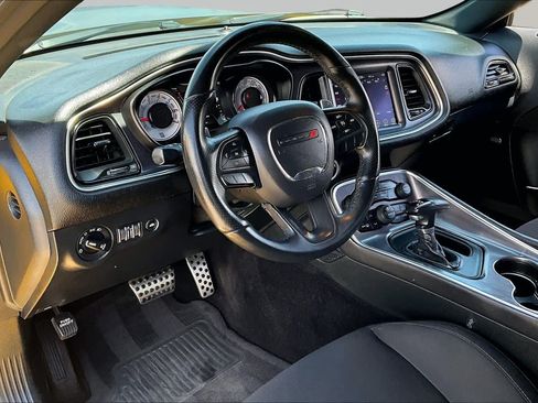 Used 2017 Dodge Challenger R/T w/ Quick Order Package 28P T/A RWD image 16