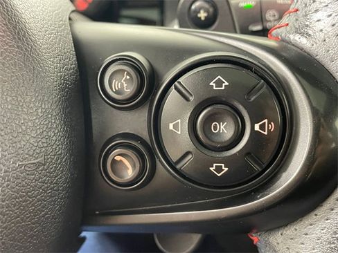 Used 2019 MINI Cooper S w/ Signature Upholstery Package image 12