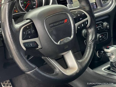 Used 2017 Dodge Charger R/T Scat Pack w/ Technology Group image 29