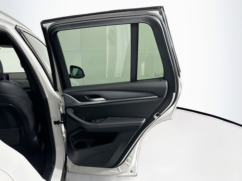 Used 2024 BMW X3 xDrive30i image 32