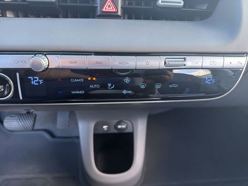 Used 2024 Hyundai Ioniq 5 SEL image 16