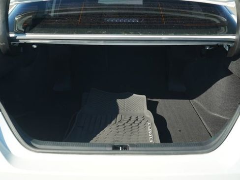 Used 2020 Toyota Camry XSE image 19