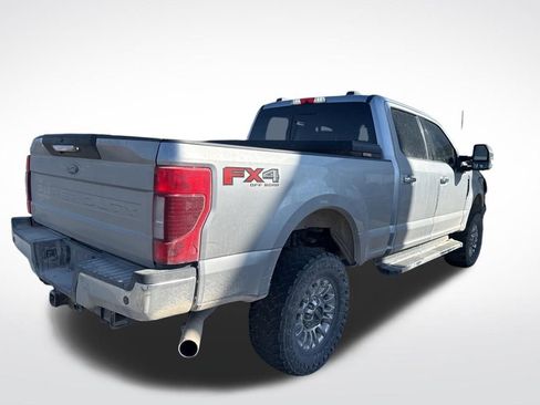 Used 2022 Ford F350 Lariat w/ Chrome Package image 4