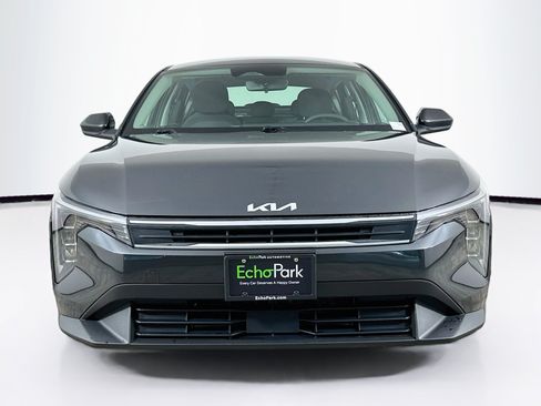 Used 2025 Kia K4 FWD image 2
