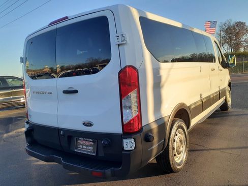 Used 2016 Ford Transit 350 XL image 6