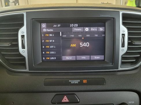 Used 2017 Kia Sportage EX FWD image 25