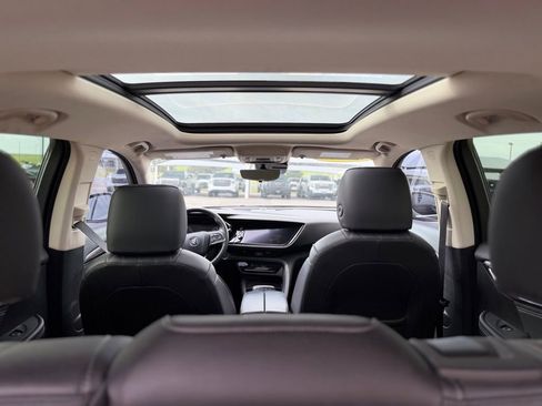 Used 2023 Buick Envision Avenir image 7