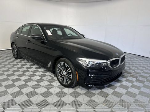 Used 2019 BMW 530i RWD image 2