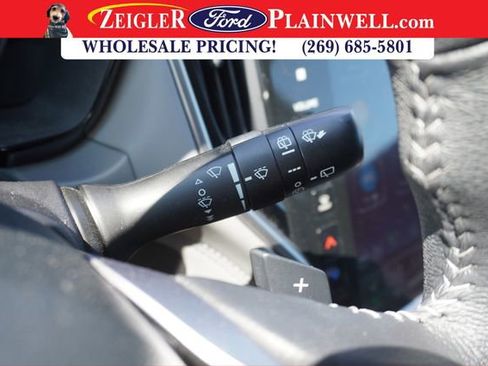 Used 2023 Subaru Outback Premium image 26