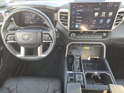 Used 2024 Toyota Tundra Limited AWD/4WD image 29