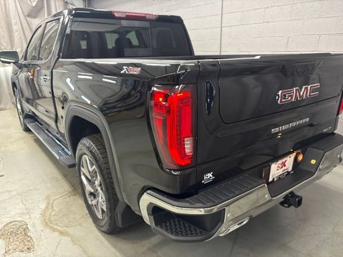 New 2026 GMC Sierra 1500 SLT w/ SLT Premium Plus Package AWD/4WD image 29