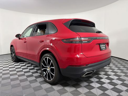 Certified 2023 Porsche Cayenne AWD/4WD image 3