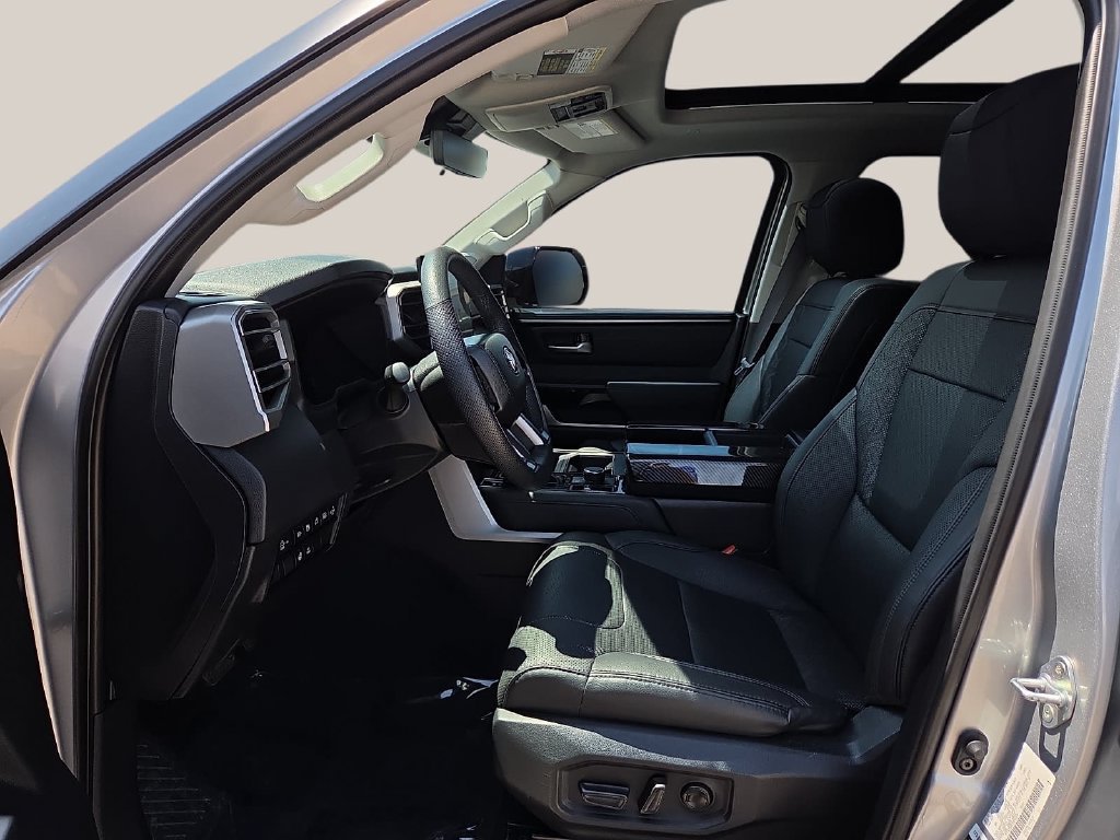 Used 2024 Toyota Tundra Limited AWD/4WD image 20
