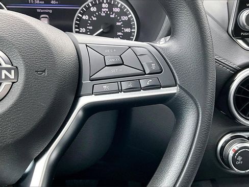 Used 2024 Nissan Sentra SV image 11