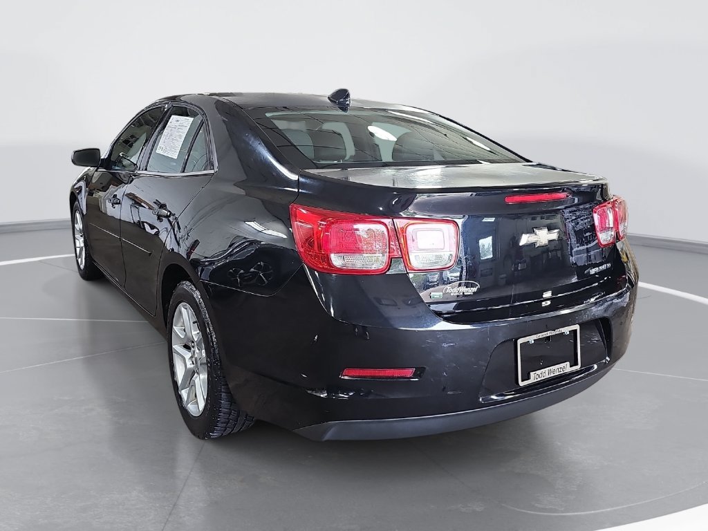 Used 2016 Chevrolet Malibu LT w/ Power Convenience Package FWD image 6