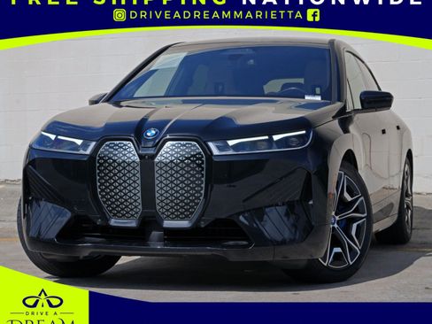 Used 2022 BMW iX xDrive50 w/ Sport Package AWD/4WD image 1