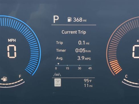 New 2026 Hyundai Kona SE image 30