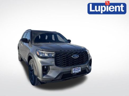 New 2026 Ford Explorer ST-Line w/ ST-Line Street Pack image 1