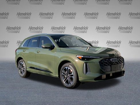 New 2025 Audi Q5 Prestige image 2