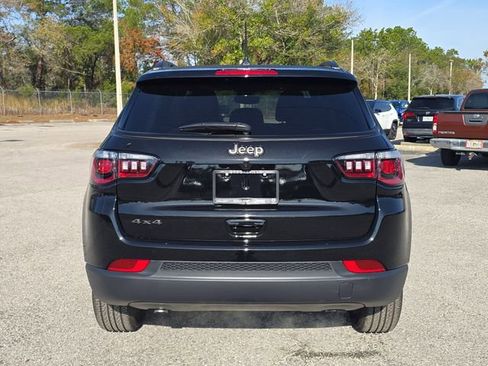 New 2026 Jeep Compass Latitude image 5
