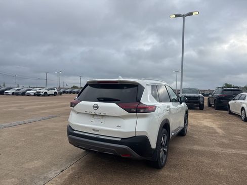 Certified 2023 Nissan Rogue SL w/ SL Premium Package image 22