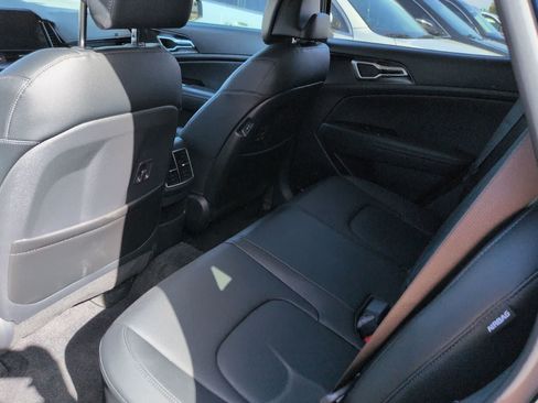 Used 2025 Kia Sportage EX w/ EX Premium Package AWD/4WD image 7
