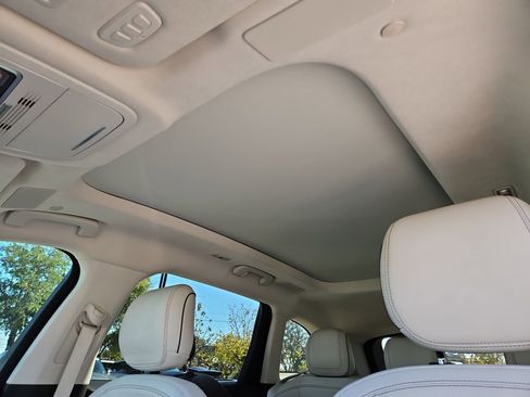 Used 2025 Lincoln Nautilus Black Label image 27