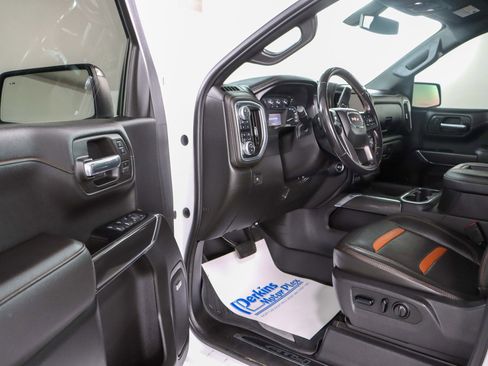 Used 2019 GMC Sierra 1500 AT4 w/ Off Road Performance Package AWD/4WD image 3