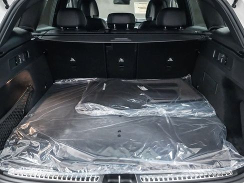 New 2025 Mercedes-Benz GLC 350e 4MATIC image 27