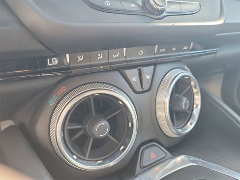 Used 2018 Chevrolet Camaro LT w/ RS Package image 23