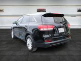Used 2016 Kia Sorento L image 4