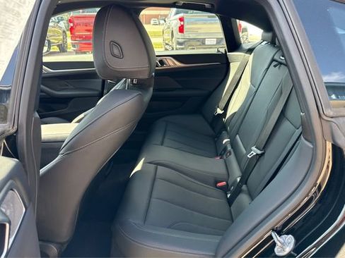 Used 2025 BMW 430i xDrive w/ M Sport Package image 10
